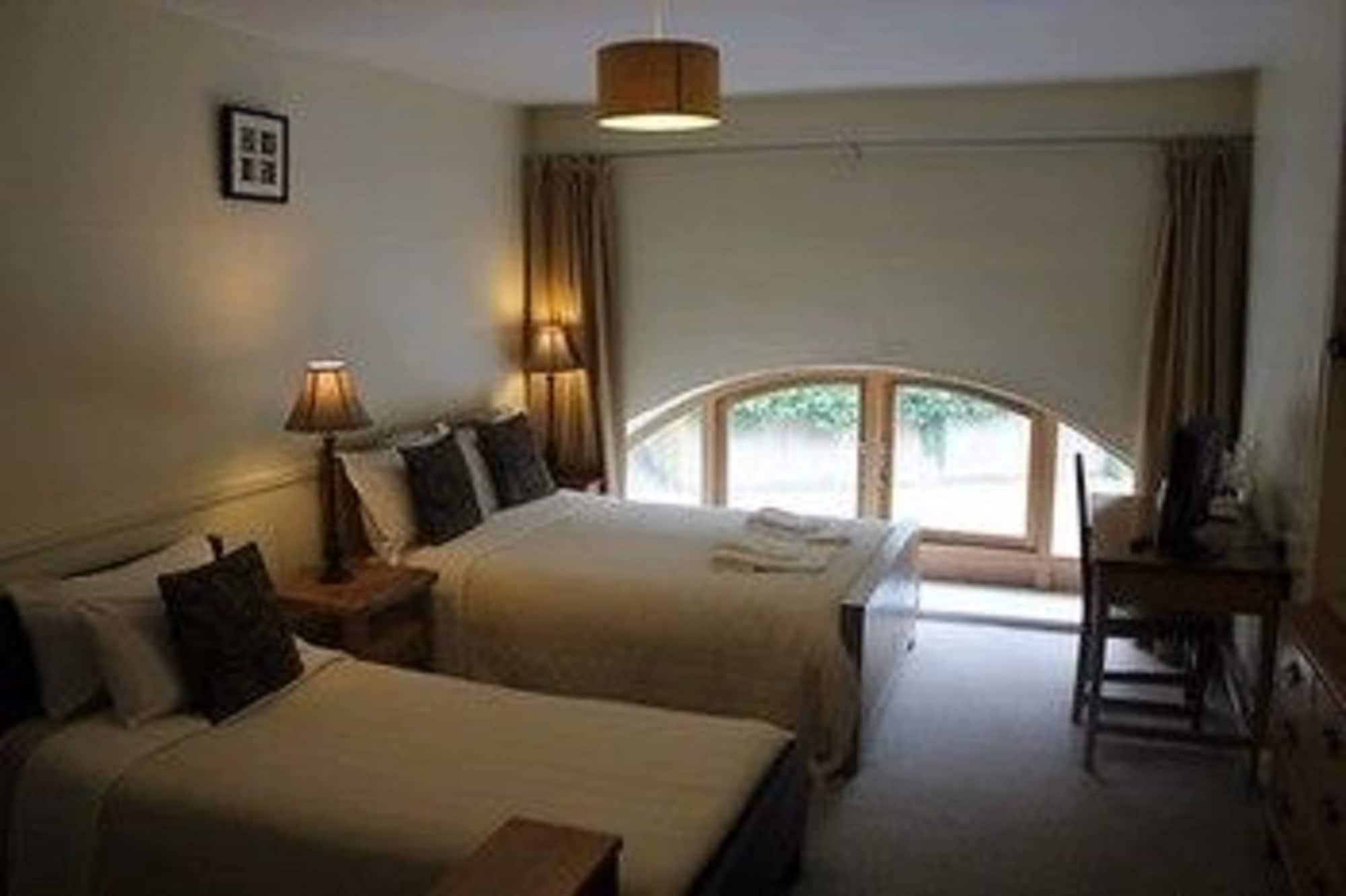 Bed and Breakfast The Coach House Winterbourne Esterno foto