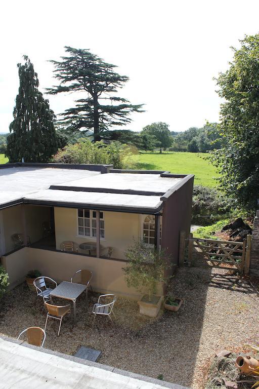 Bed and Breakfast The Coach House Winterbourne Esterno foto
