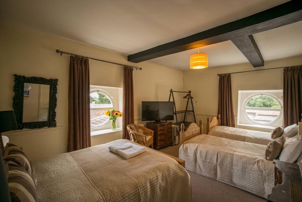 Bed and Breakfast The Coach House Winterbourne Esterno foto