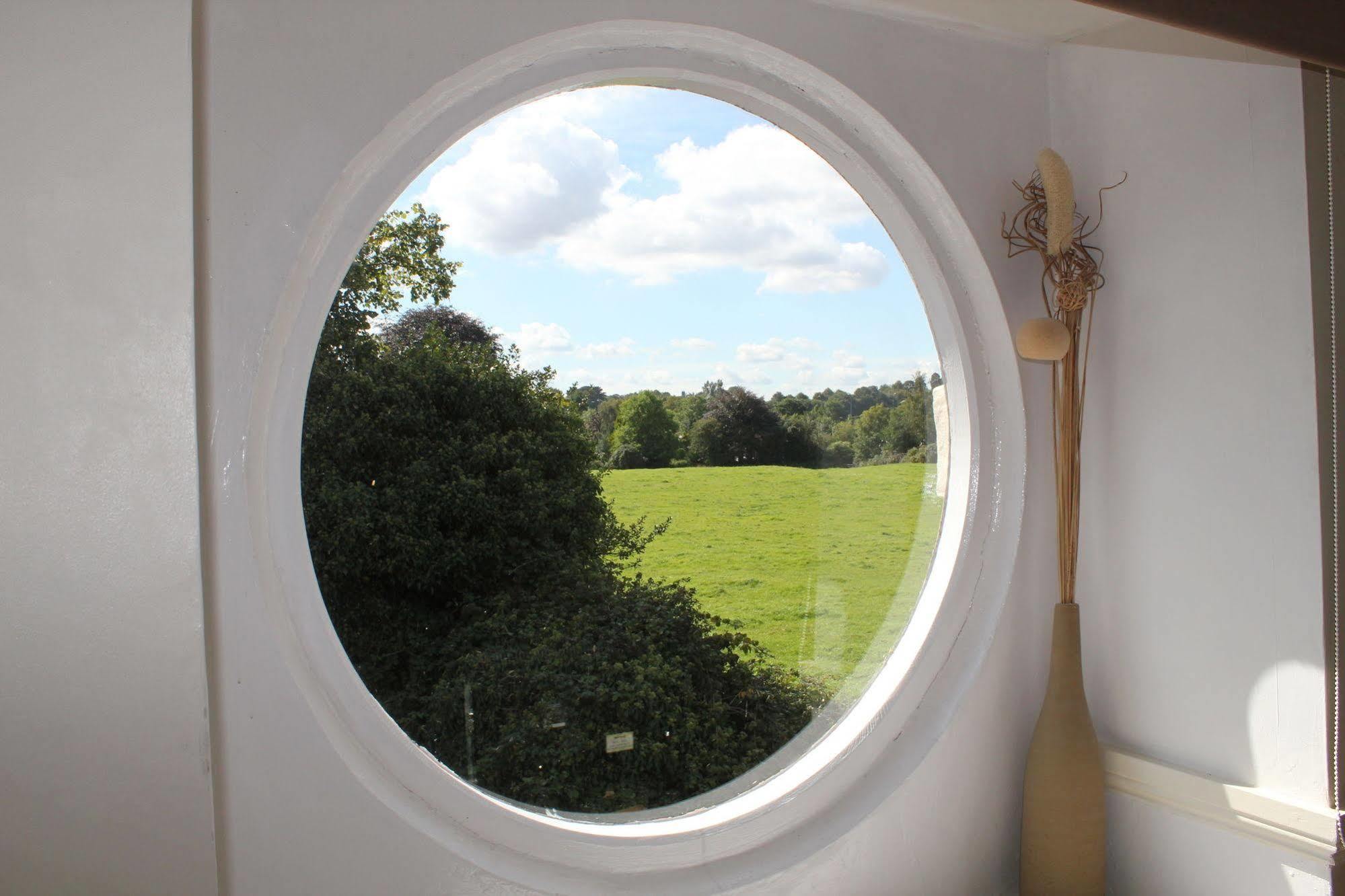 Bed and Breakfast The Coach House Winterbourne Esterno foto