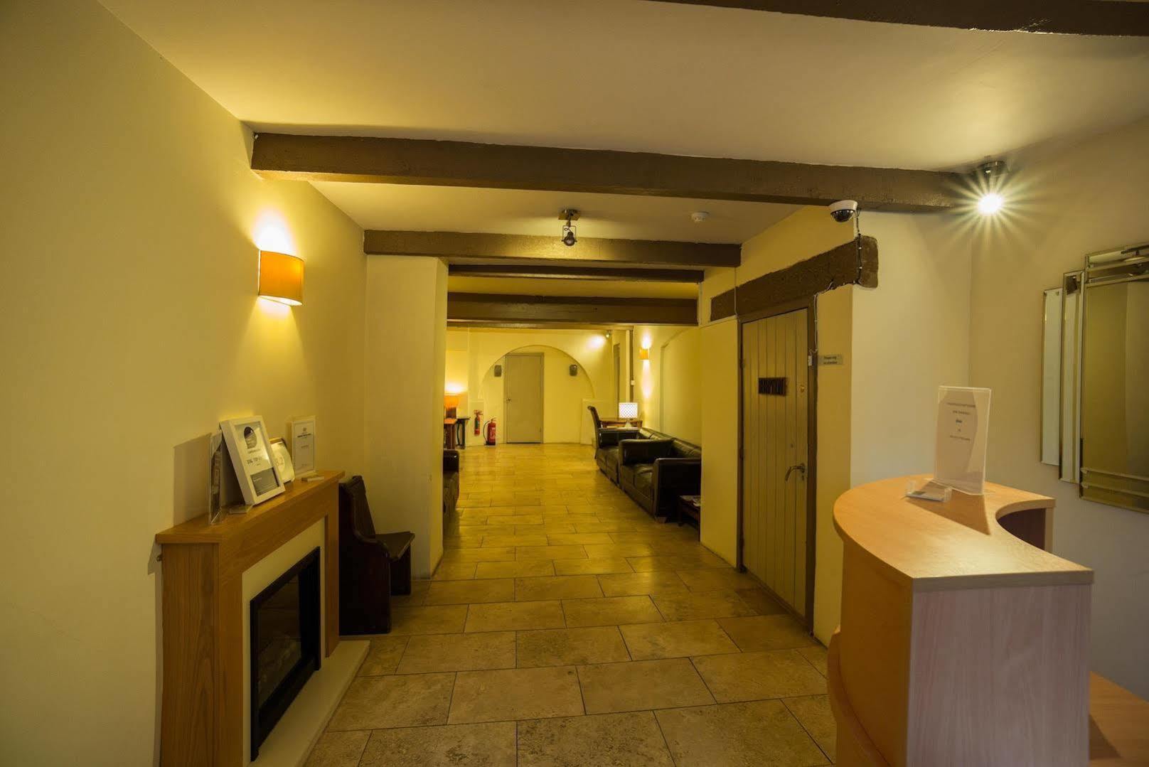 Bed and Breakfast The Coach House Winterbourne Esterno foto